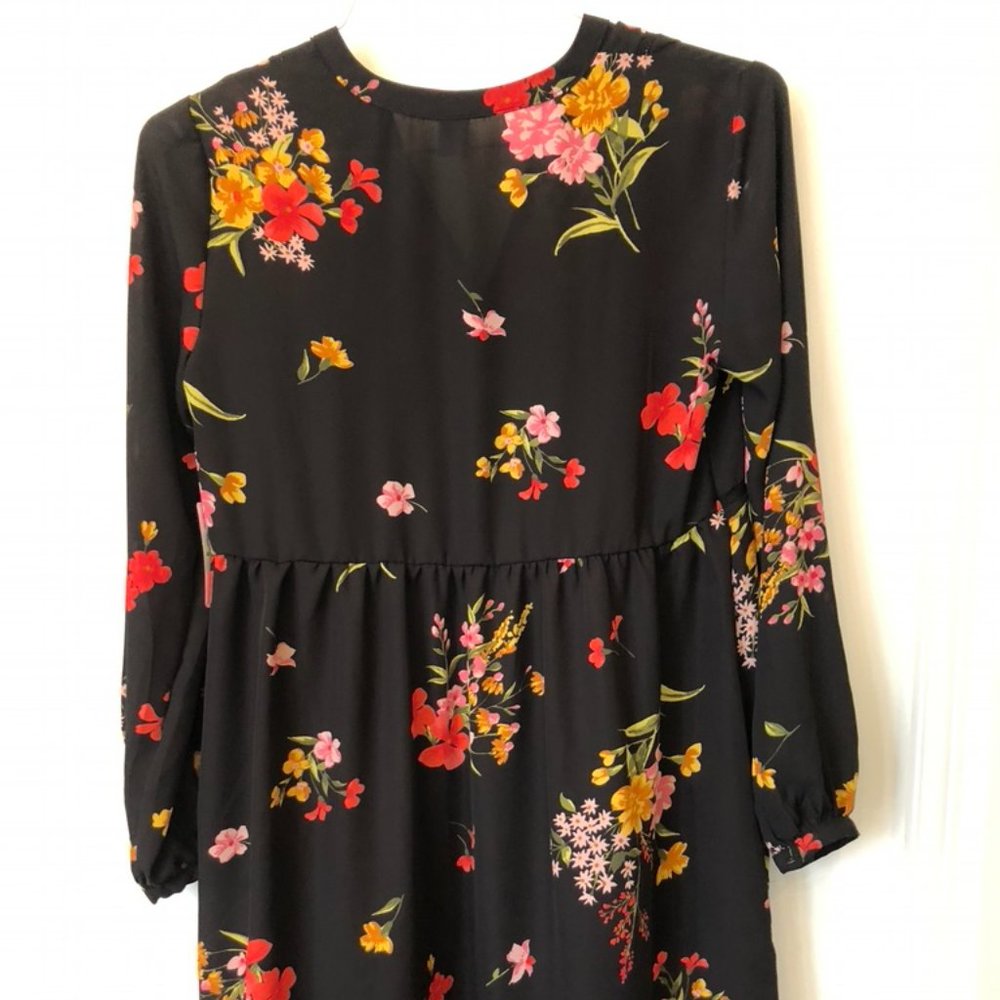 NWT Ladies Old Navy Floral Dress Size XS